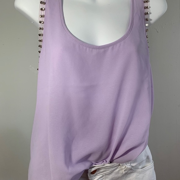 Rose Burg Sleeveless Blouse - Picture 6 of 7